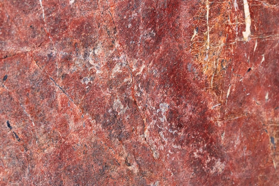 Rustic Red – Polished