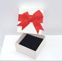 Darčeková krabička na náramok alebo strednú sadu