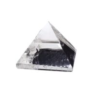 Krištáľ pyramída
