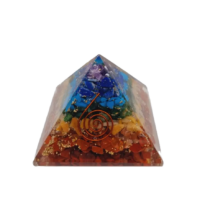 Orgonit pyramída čakrová